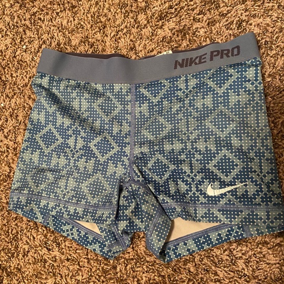 Nike Pants - Nike pro shorts